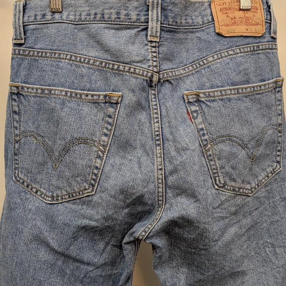 Levi's Denim Jorts - Picture 7 of 7